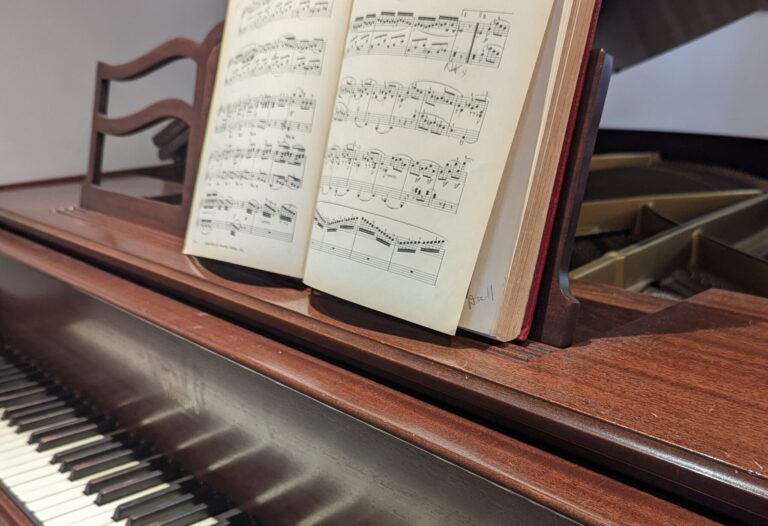 piano with music 3